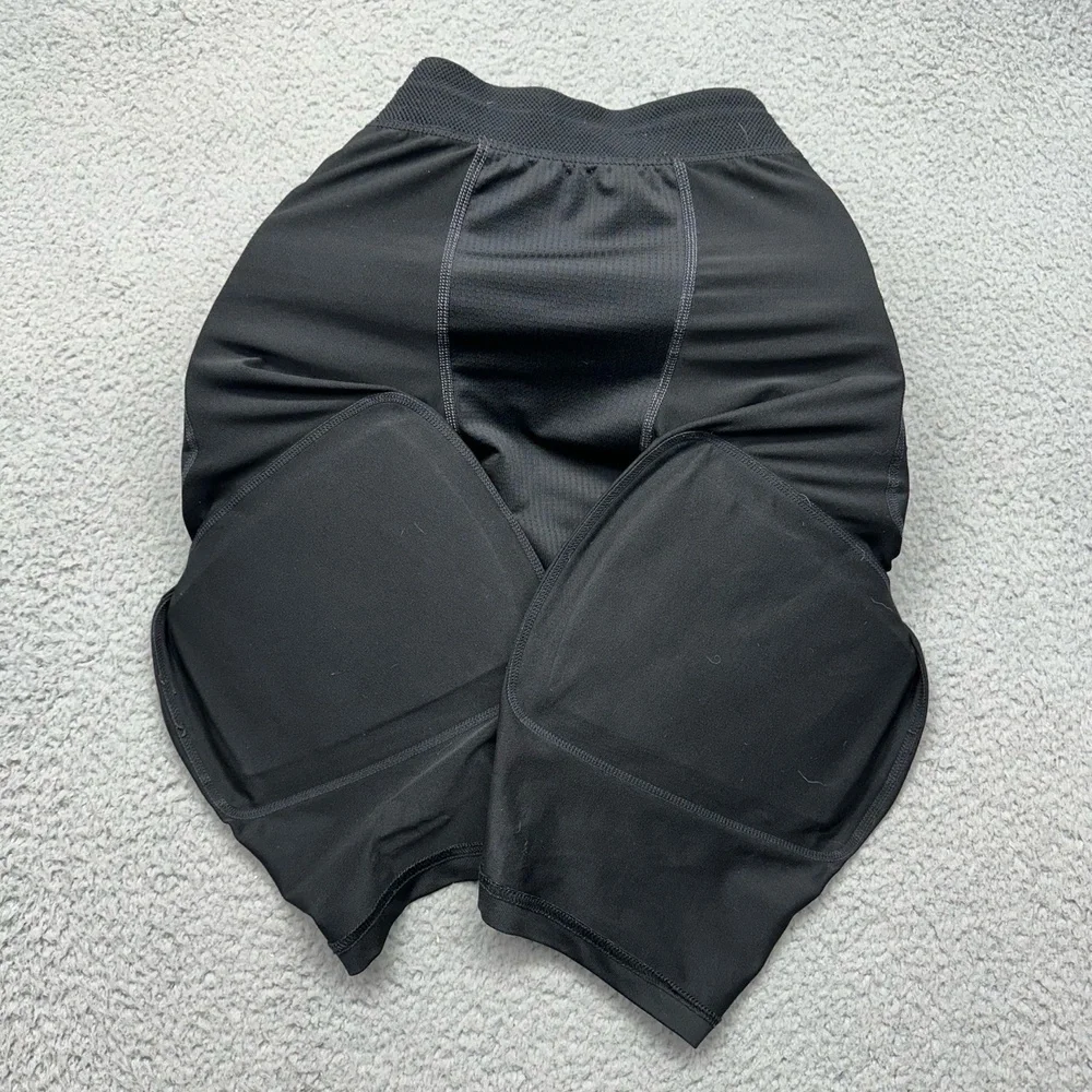 ADIDAS MAF3007‎ Mens Large Black Techfit 5-Pad Integrated Compression Shorts